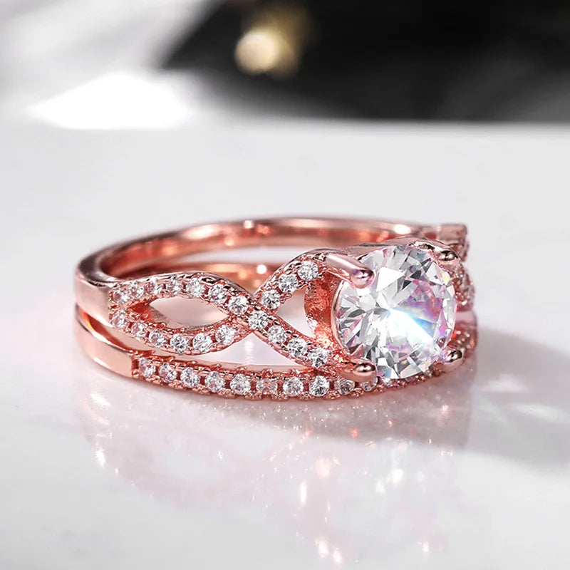F817 Women's Rose Gold Diamond Engagement Ring Round Brilliant Cut Synthetic Lab Grown Diamond Band With Side Stones