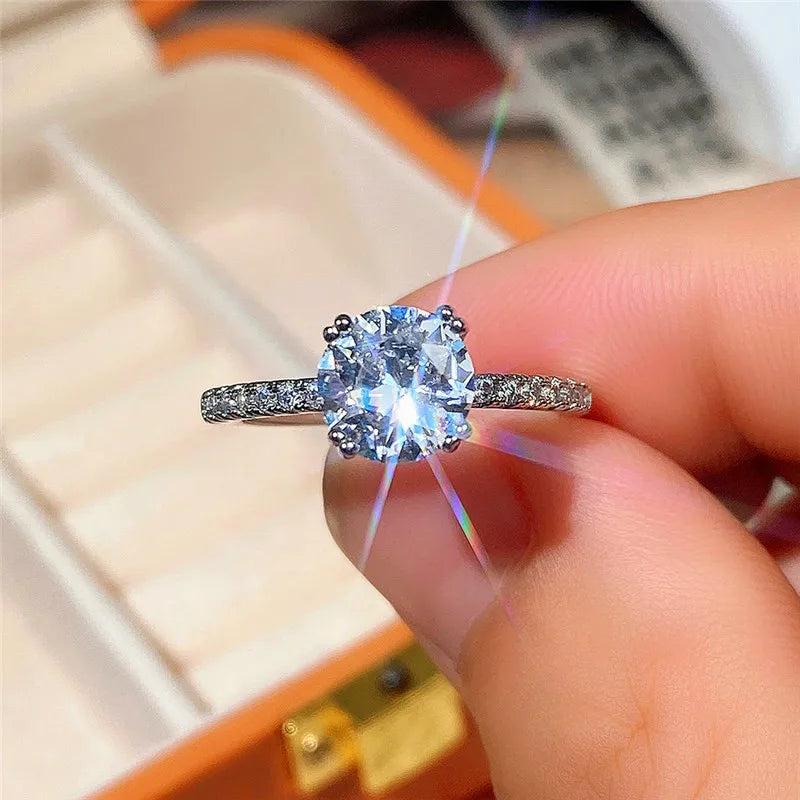 F1289 Women's White Gold Diamond Engagement Ring Round Brilliant Cut Natural D Color Side Diamonds