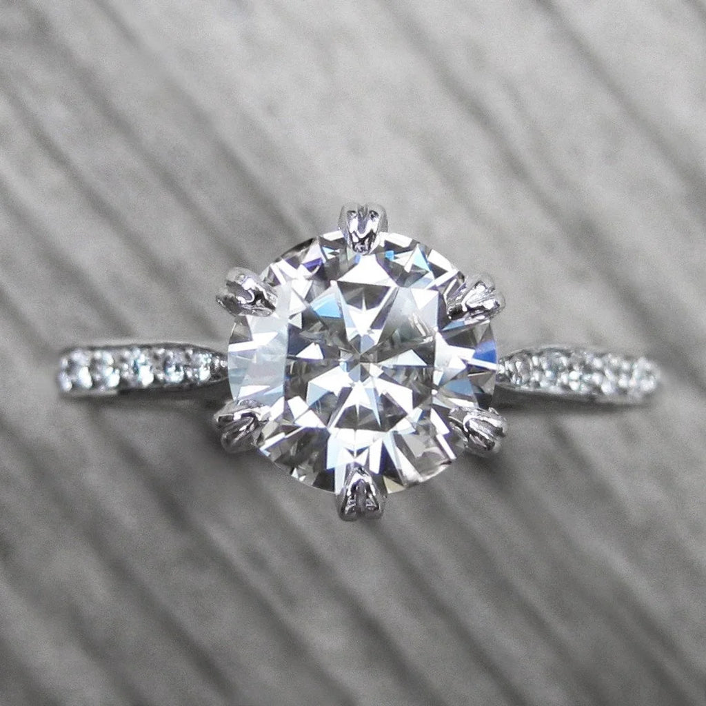 New Arrival Wholesale Directly 18K White Solid Gold Moissanite 7.5mm 1.5ct D Color High Quality Halo Engagement Ring