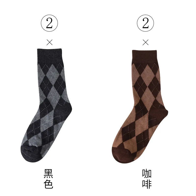 21 Autumn And Winter Models Diamond Grid Socks Girls Fashion Retro Classic Tube Socks Tide Pile Socks