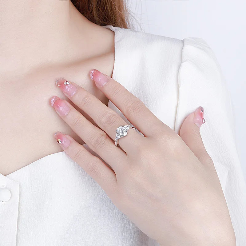 S925 Sterling Silver VVS D Color 2 Carat Oval Cut Moissanite Ring for Women Wedding Engagement Ring