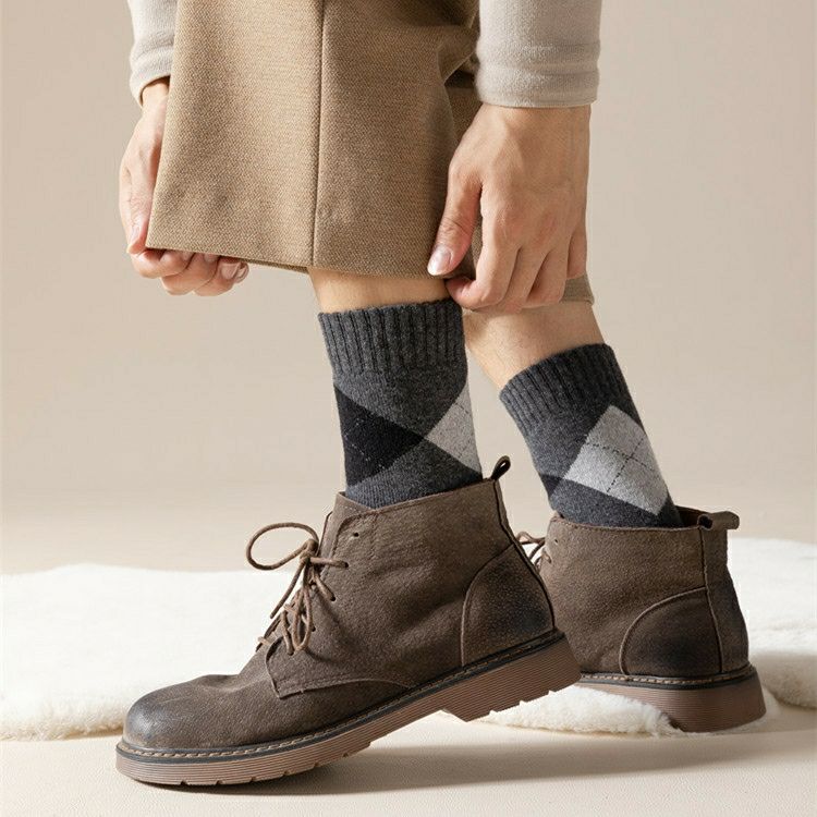 Winter Thick Warm Men's Merino Wool Socks Diamond Plaid Fashion Terry Socks High Quality Harajuku Retro Casual Socks For Men