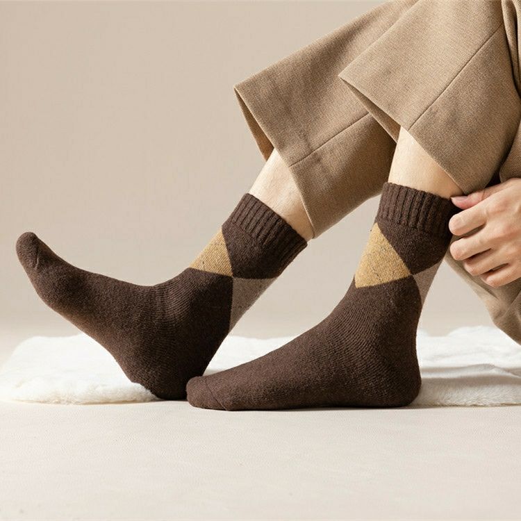 Winter Thick Warm Men's Merino Wool Socks Diamond Plaid Fashion Terry Socks High Quality Harajuku Retro Casual Socks For Men