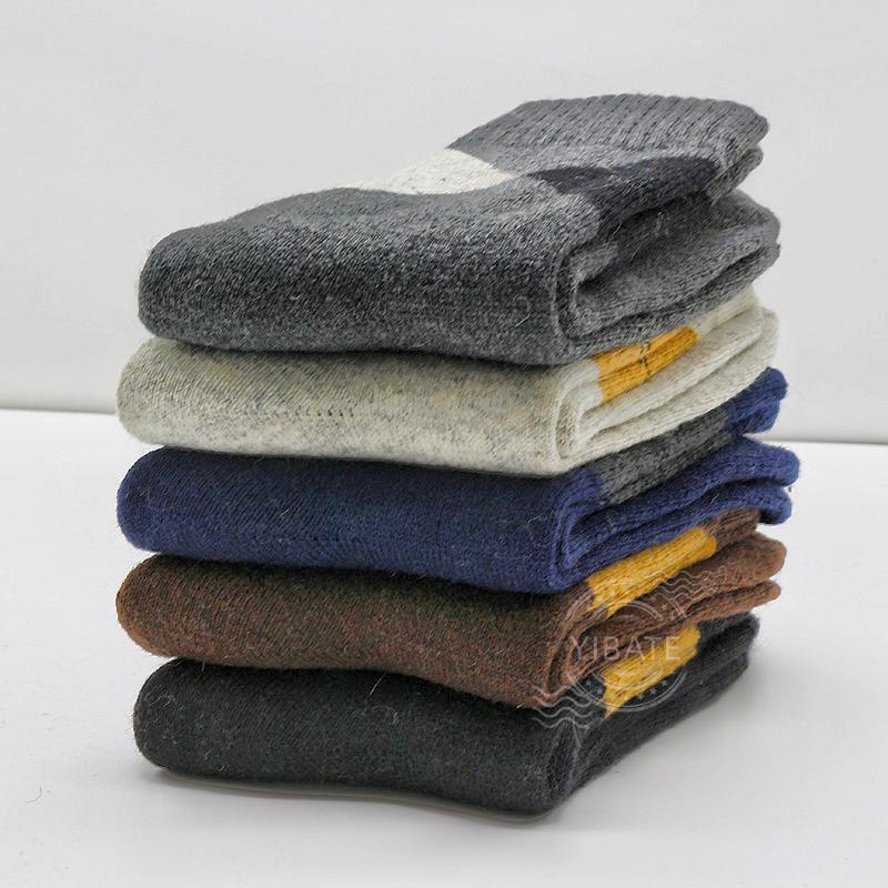 Winter Thick Warm Men's Merino Wool Socks Diamond Plaid Fashion Terry Socks High Quality Harajuku Retro Casual Socks For Men