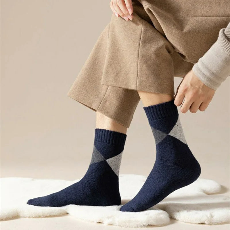 Winter Thick Warm Men's Merino Wool Socks Diamond Plaid Fashion Terry Socks High Quality Harajuku Retro Casual Socks For Men