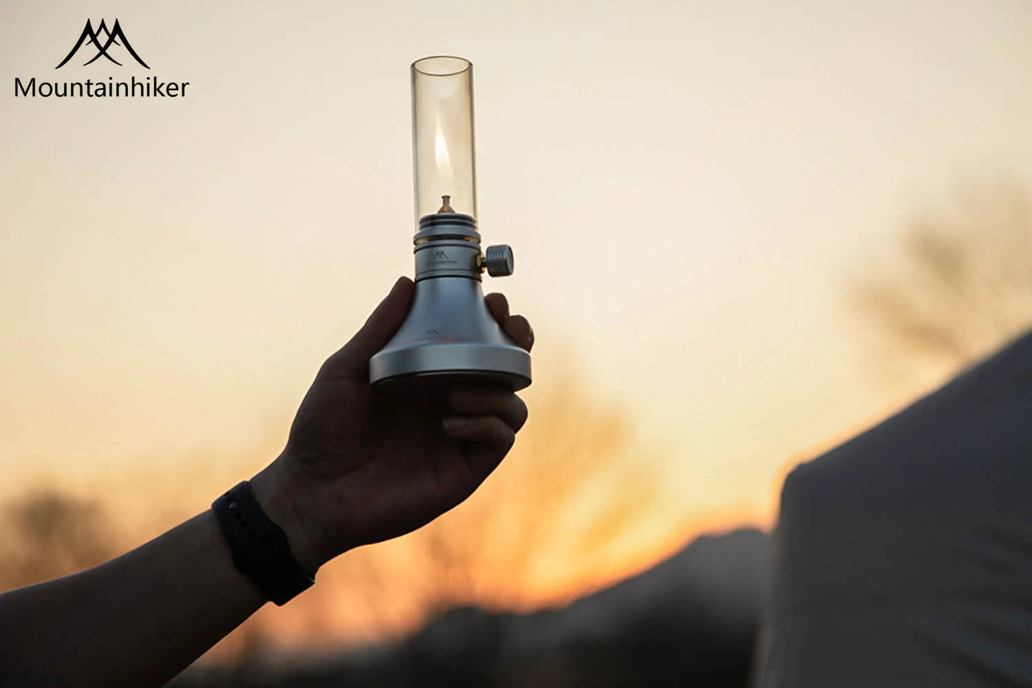 Mountain guest search banner gas lamp camping gas lamp lighting outdoor camp tent atmosphere lamp gas lamp candle lamp